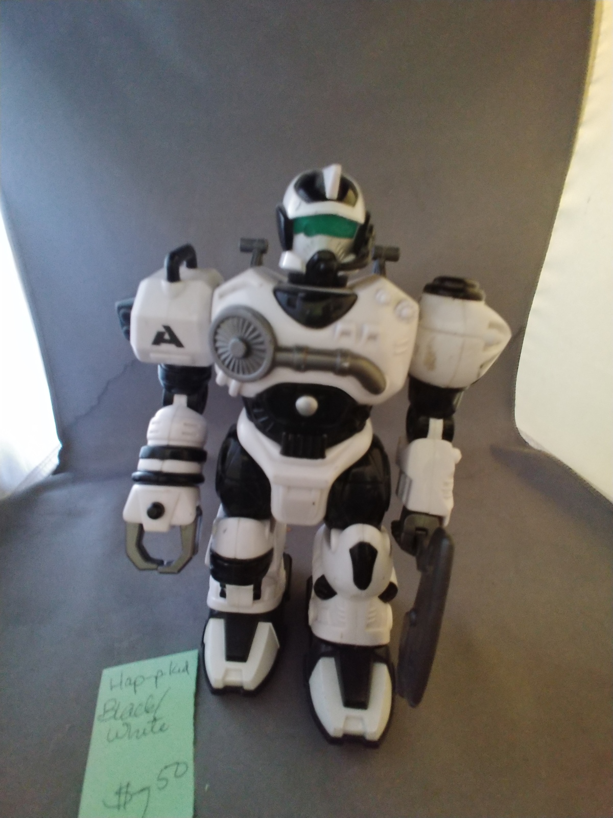 HapPKid Toy Robot 7" White/Black Walking 1970Now