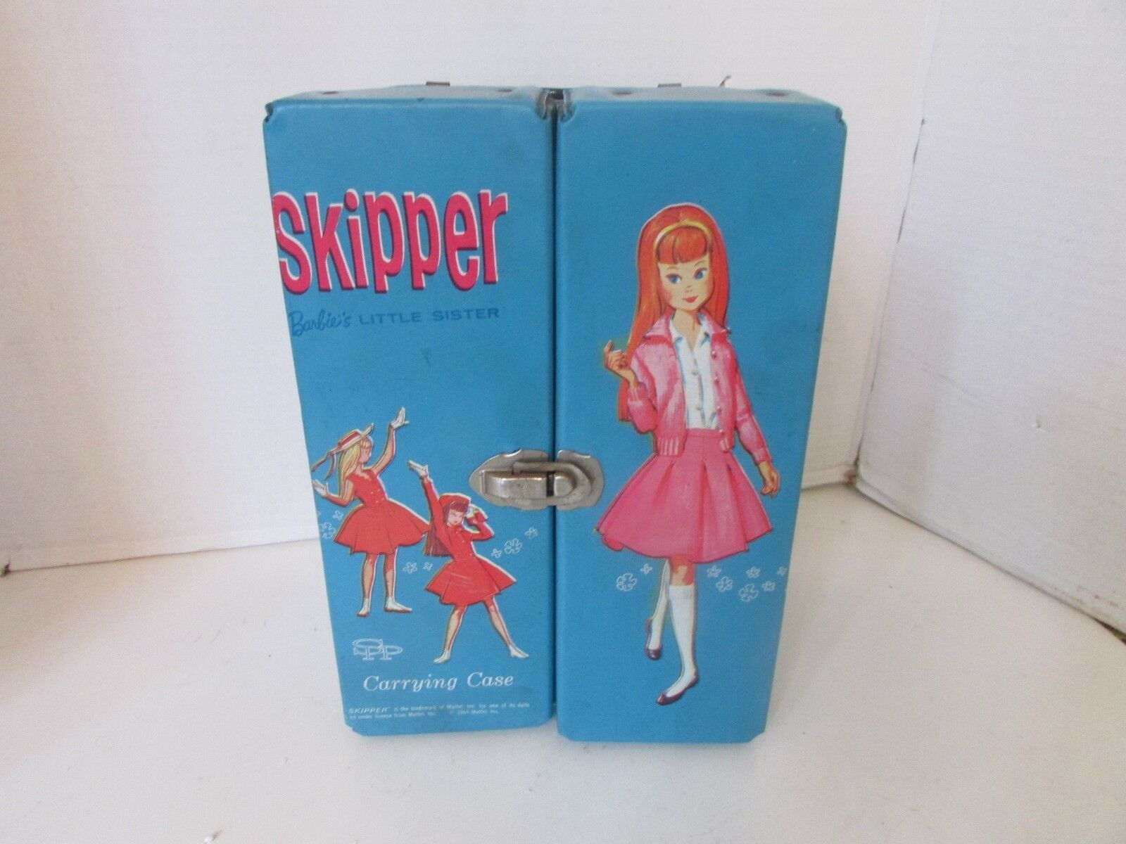 barbie and skipper carrying case