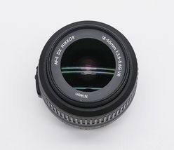 Nikon AF-S DX Nikkor 18-55mm f/3.5-5.6 G Lens VR image 4