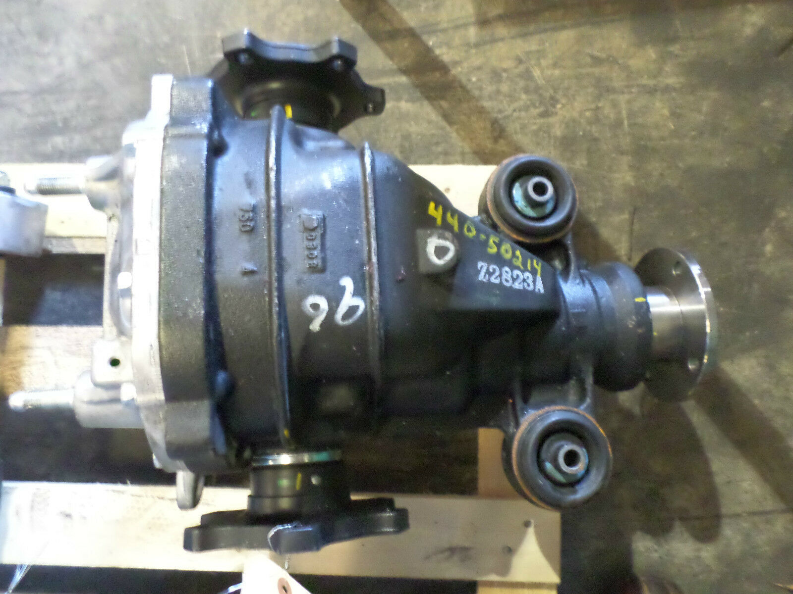 NEW REAR DIFFERENTIAL NISSAN ARMADA AXLE CARRIER 0715 QX56 INFINITI 3.