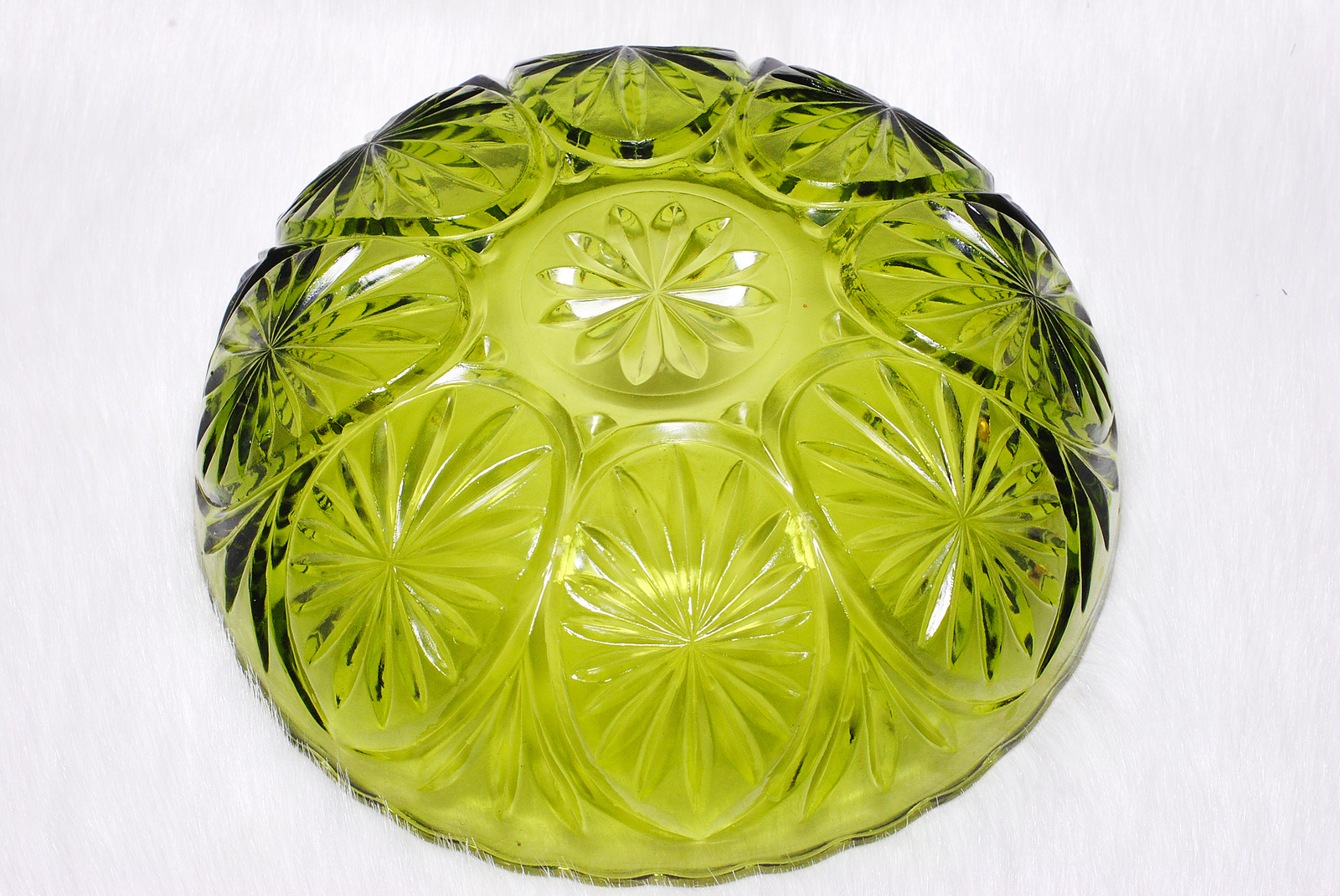 Primary image for Vintage Collectible Anchor Hocking Forest Green Star & Cameo Glass Bowl