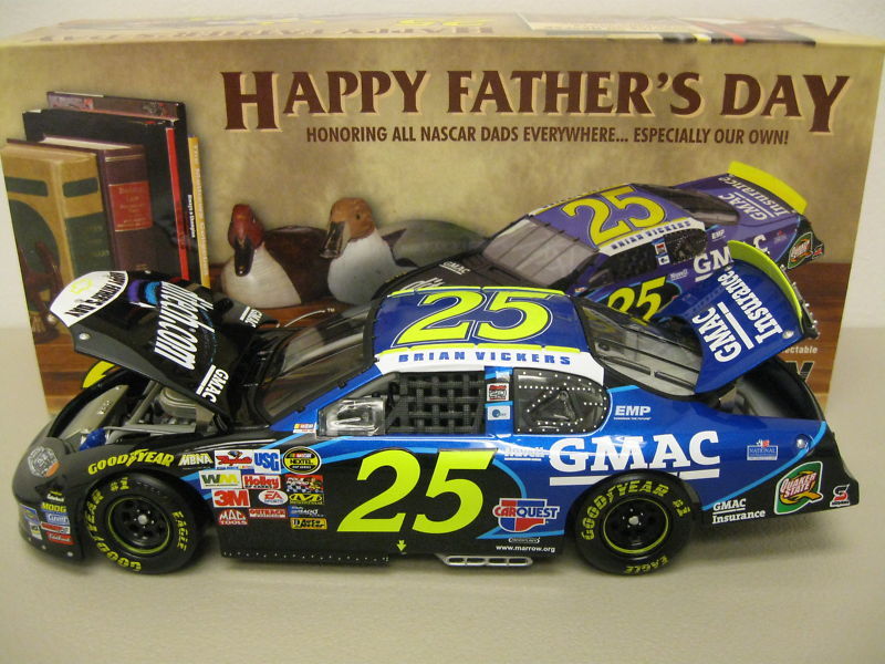 Brian Vickers #25, GMAC/Father's Day 2004 Chevy Monte Carlo 1:24 new ...