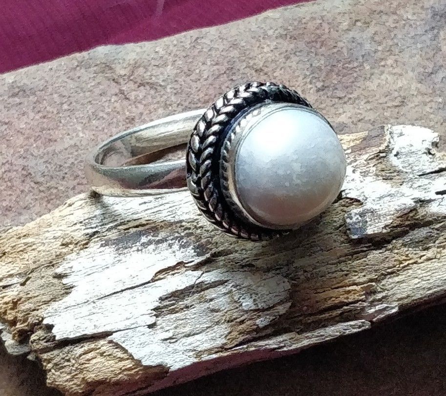 Essence of Aphrodite Pearl Ring Allure, Love, Youth, Beauty Enhancement ...