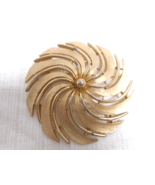 Sarah Coventry 2 7/16&quot; Swirl Brooch Open Work Pin Pinwhel Round Shield G... - $14.84