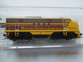 Micro-Trains # 98750695 MEDFORD & TALENT & LAKECREEK FT Powered A-Unit N-Scale image 1