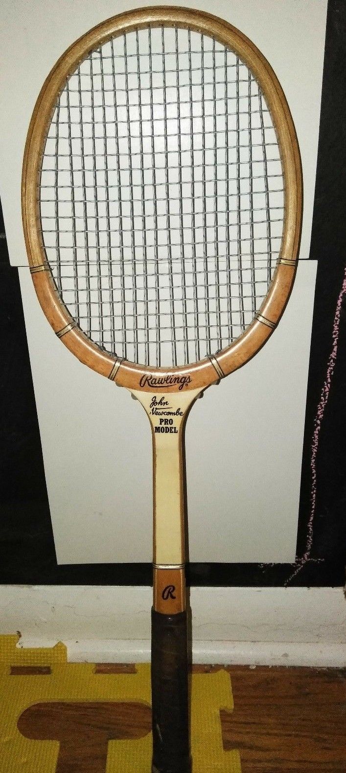VINTAGE JOHN PRO MODEL RAWLINGS TENNIS RACQUET Racquets