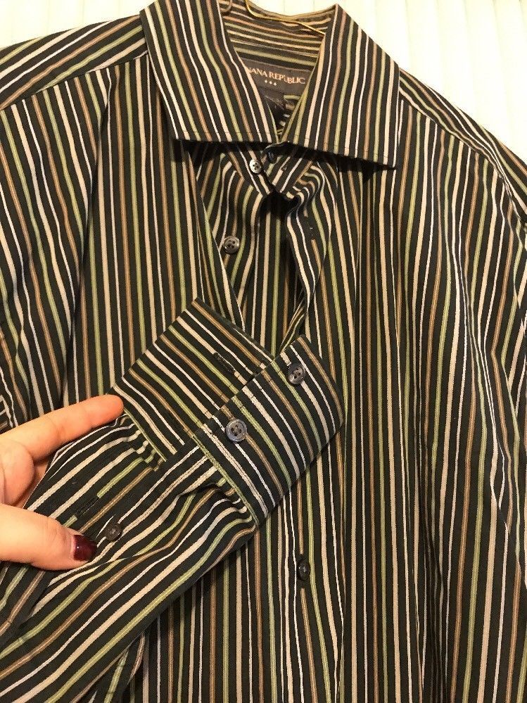 Banana Republic 100 Cotton Long Sleeve striped shirt Men's size L