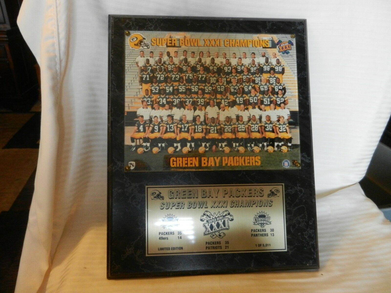 Primary image for Green Bay Packers 1996 Super Bowl XXXI Champions NFL Photo Plaque on Wood LE