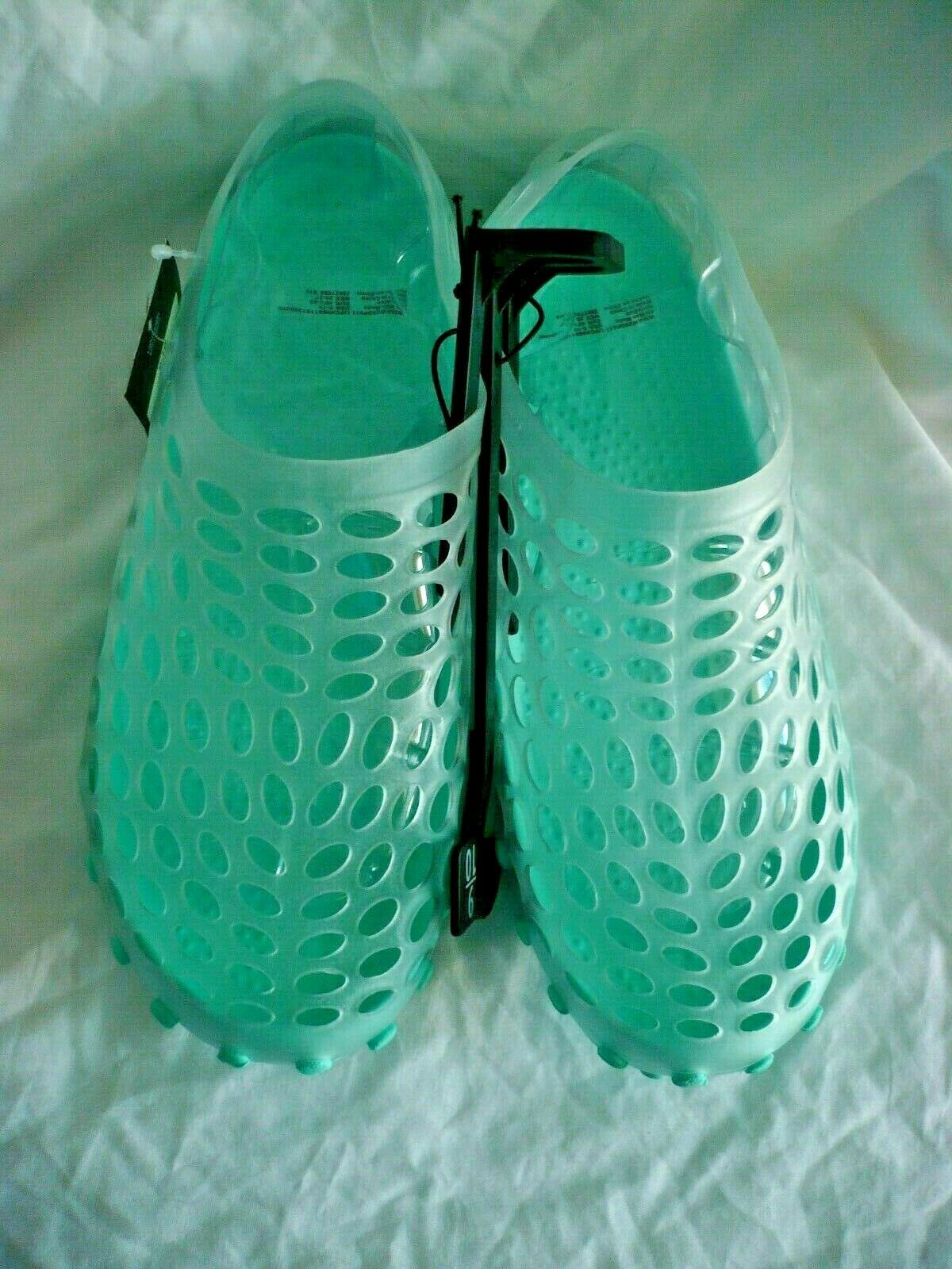 Athletic Works Women's Caged Water Shoe Size 9/10 Mint Green Beach Clog NEW
