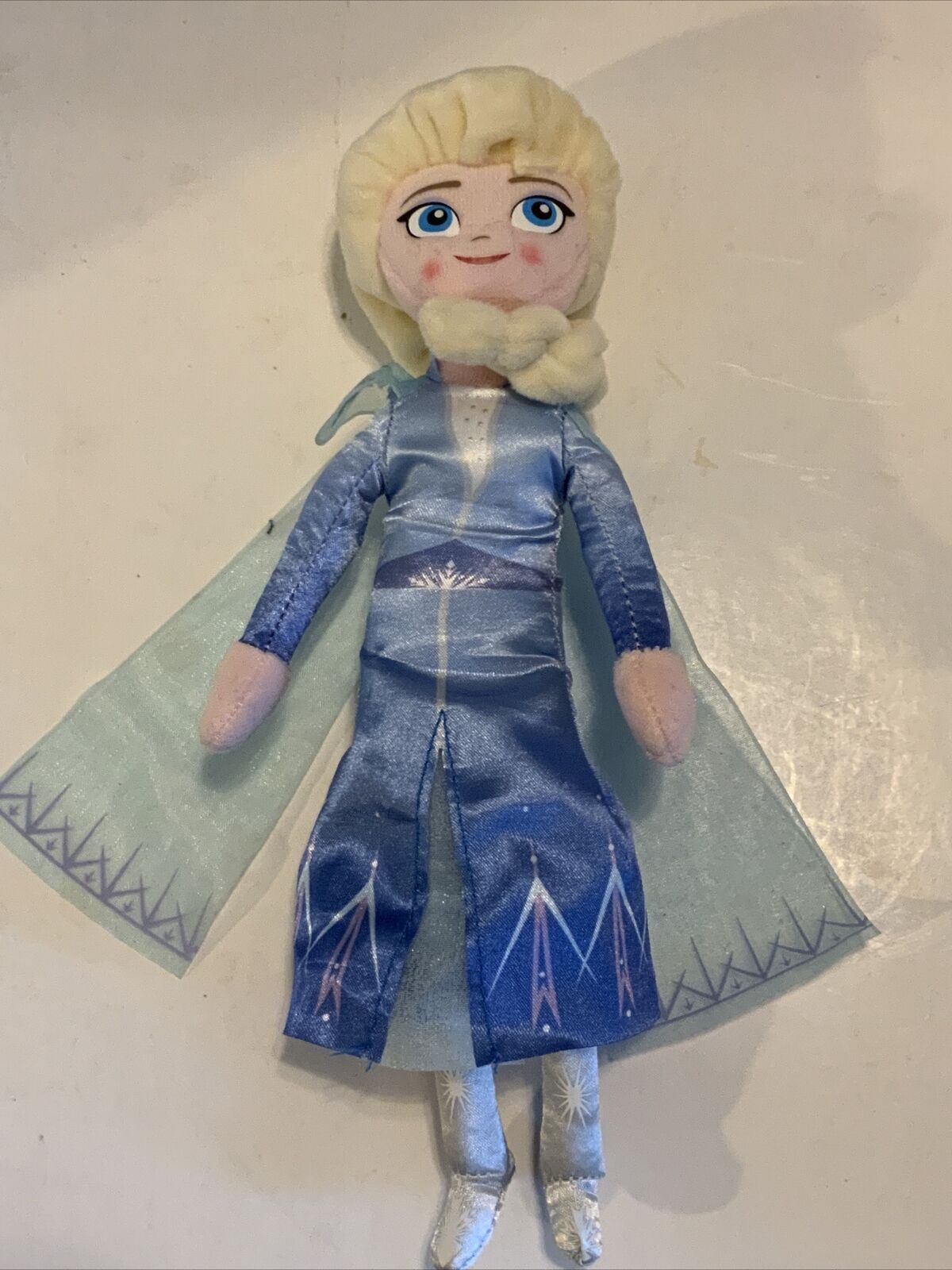 Walt Disney Frozen 2 TALKING ELSA PRINCESS 9" Plush STUFFED DOLL Toy