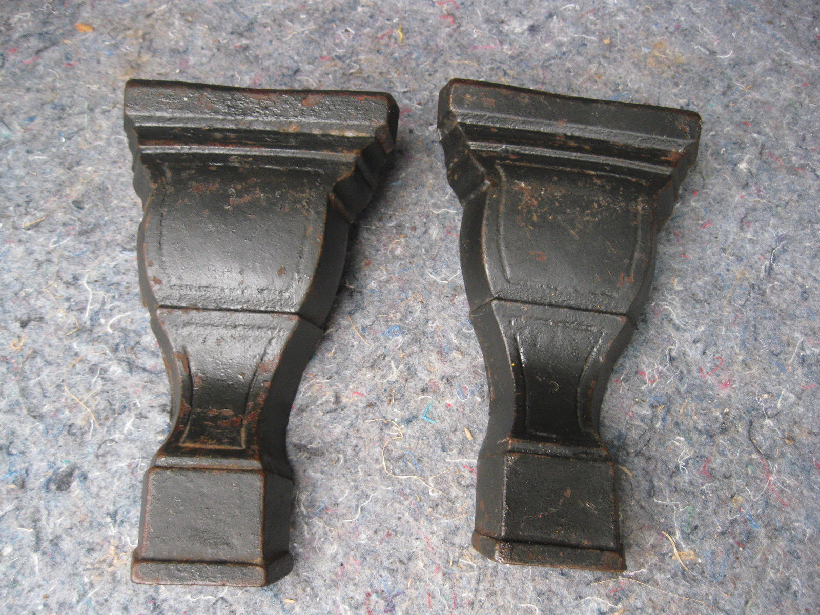 Antique Pair Cast Iron Leg Foot for Wood Coal Pot Belly Stove Parlor Parts Leg Stoves