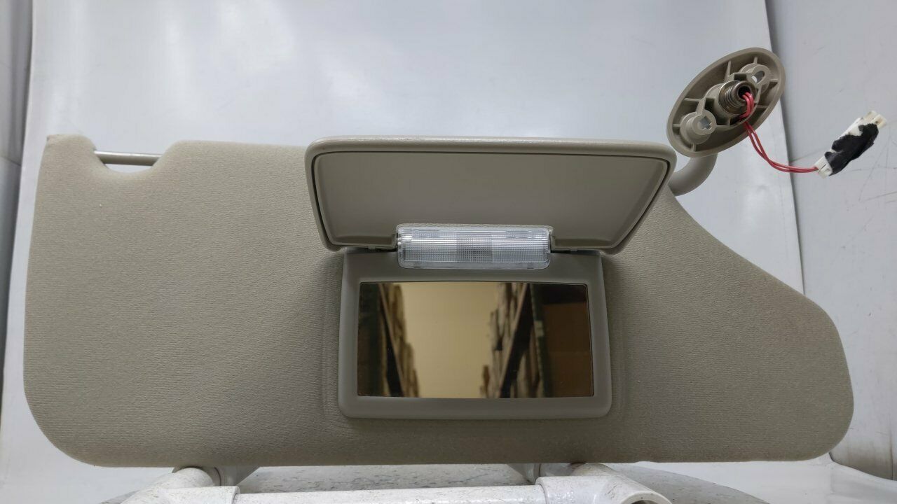 20052007 Jeep Liberty Passenger Right Sun Visor Sunvisor Gray 47389 Sun Visors