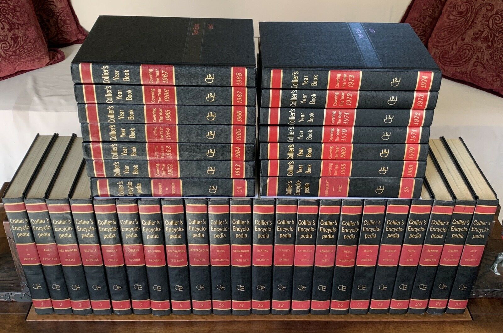 Vintage 1962 Collier's Encyclopedia Set + Year Books 36 Hard Cover Old ...