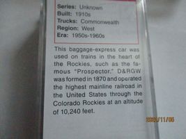 Micro-Trains # 14700390 Denver & Rio Grande Western 70' Heavyweight. Baggage (N) image 4
