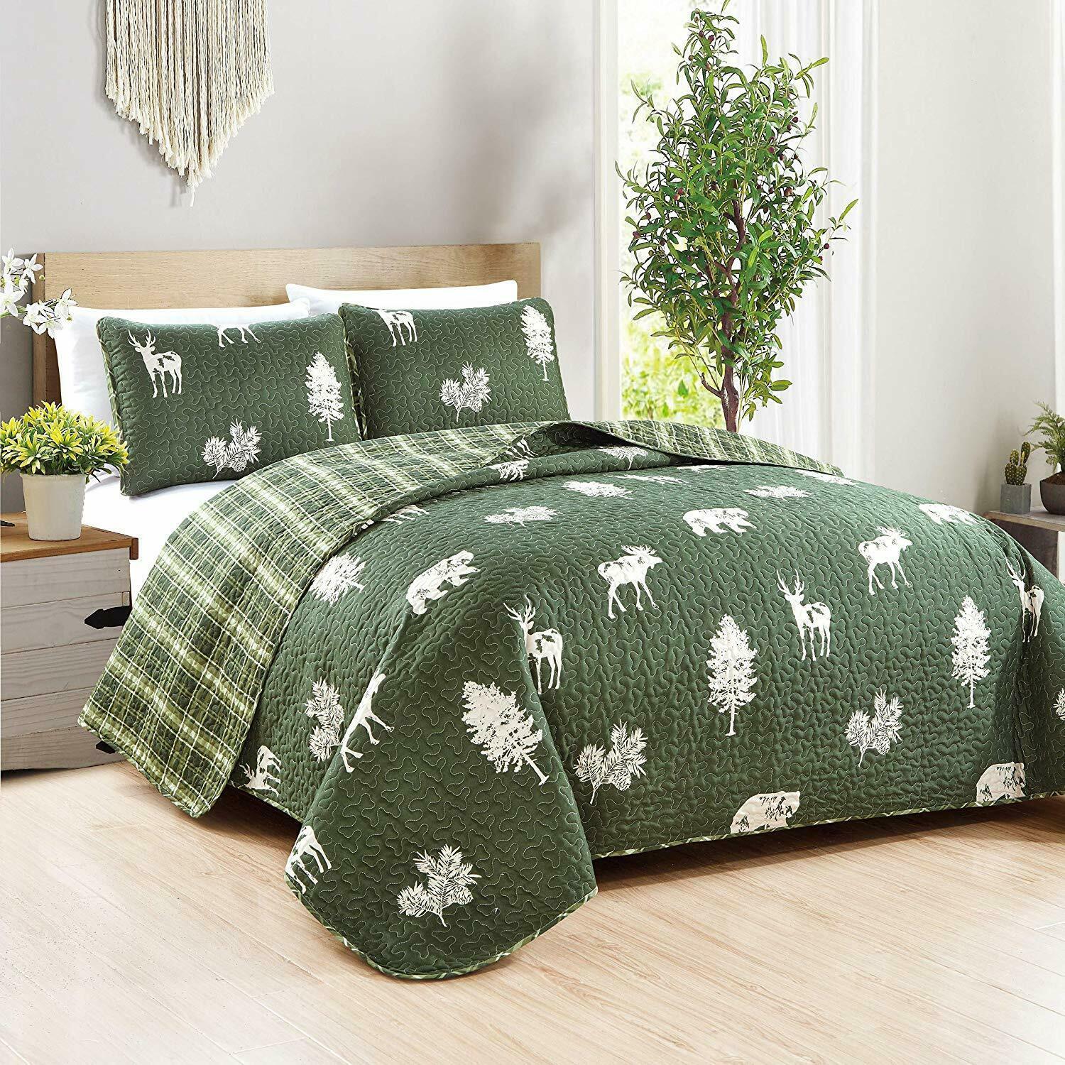 King Quilt Set Forest Green Moose Bedspread Reversible 3Piece Bedding