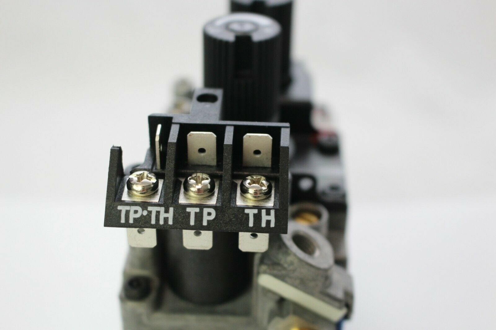 Monessen Ventfree Fireplace Natural Gas Millivolt Valve 14D0467 SIT