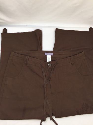 Laura Scott Pants: 2 listings