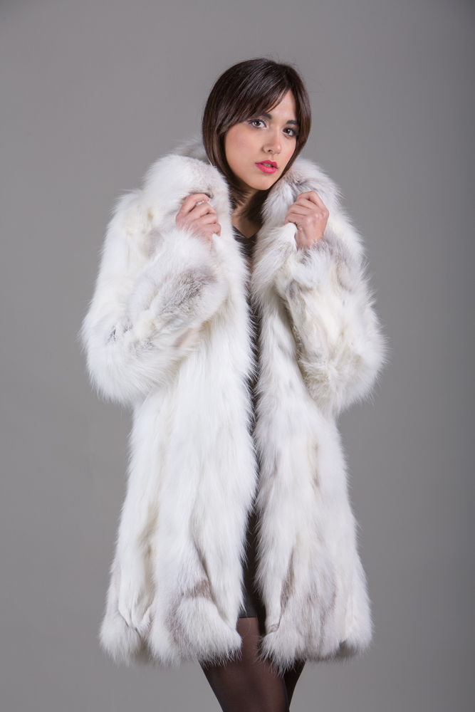 Platina White Arctic Fox Fur Coat Fox Collar Knee Length SAGA MEXA ...