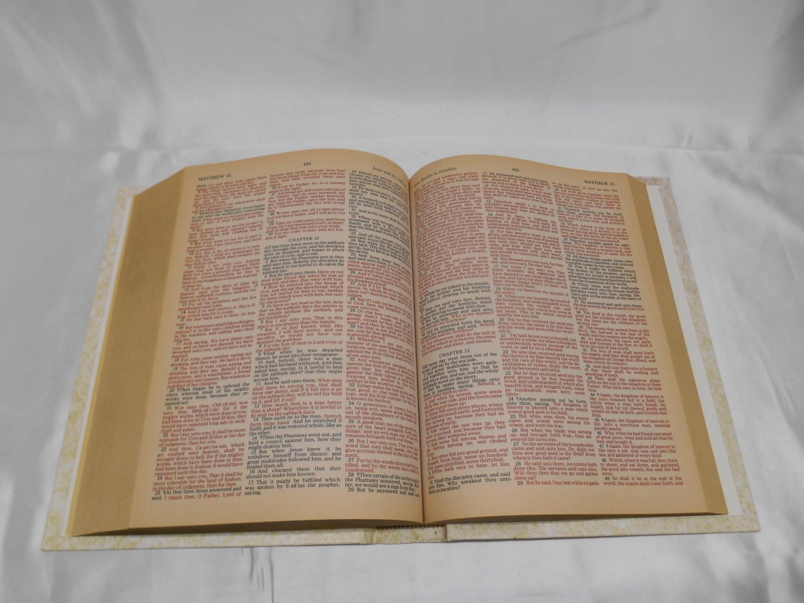 Old Vtg 1971 HOLY BIBLE RED LETTER VERSION DICTIONARY CONCORDANCE KING