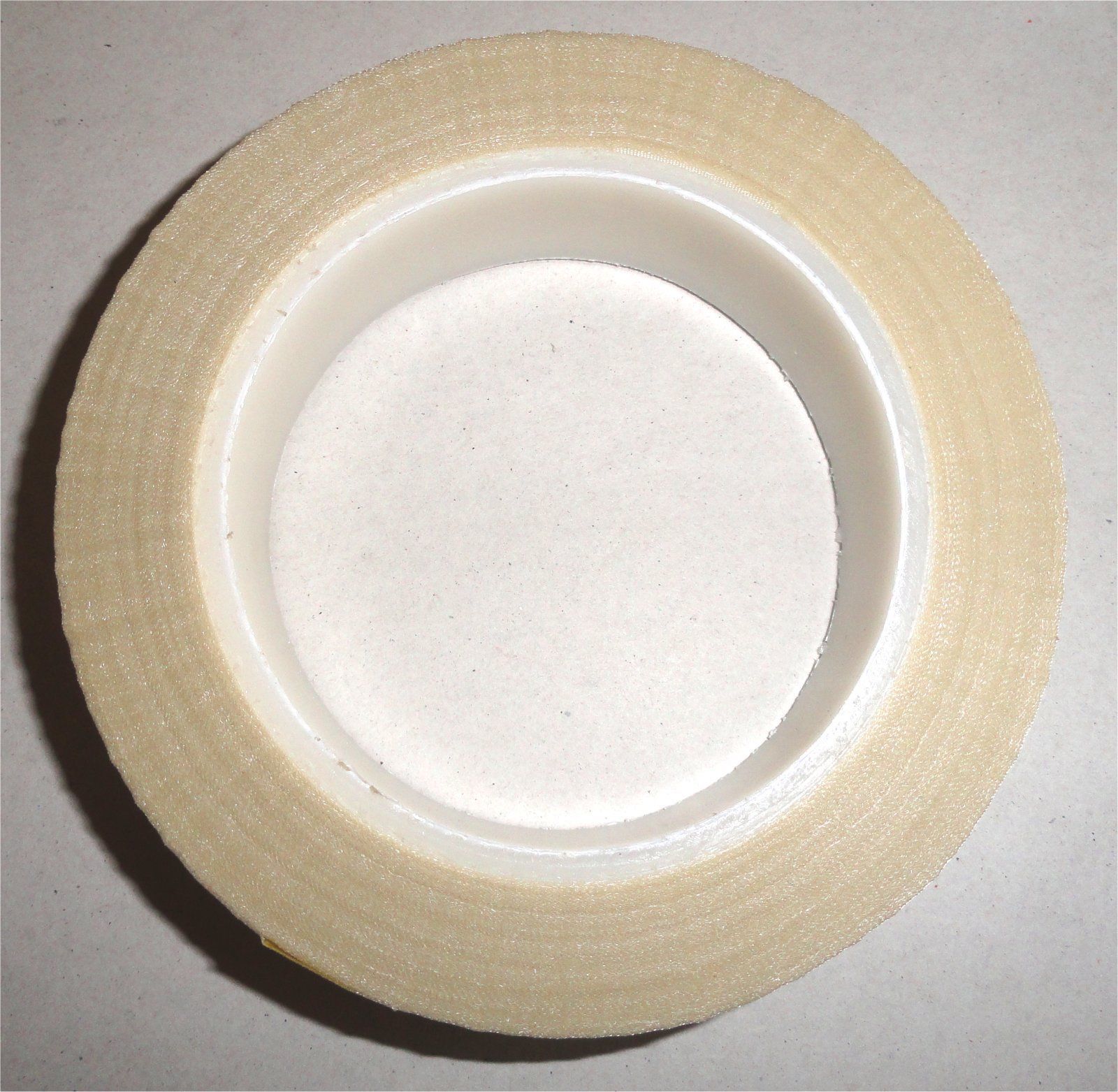 M19166, 0.007 1 W, Glass cloth tape with adhesive