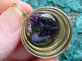(#DB-315) Dichroic Glass Brass Pendant Jewelry Purple Pink Green - $14.01