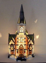 Grandeur Noel Victorian Village Cathedral Virgin Mary Christmas 1999 Vintage - $89.09
