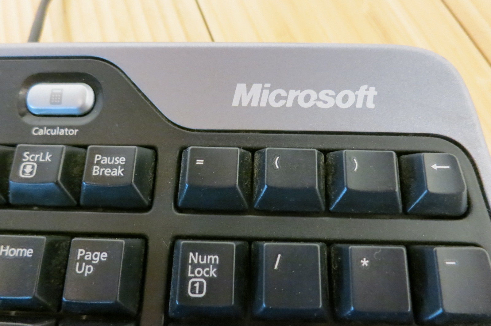 microsoft wireless keyboard 5000 caps lock indicator