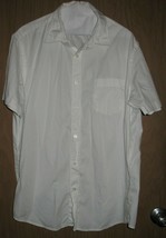 Mens L Gap White Short Sleeve Collared Button Front Shirt - $18.81