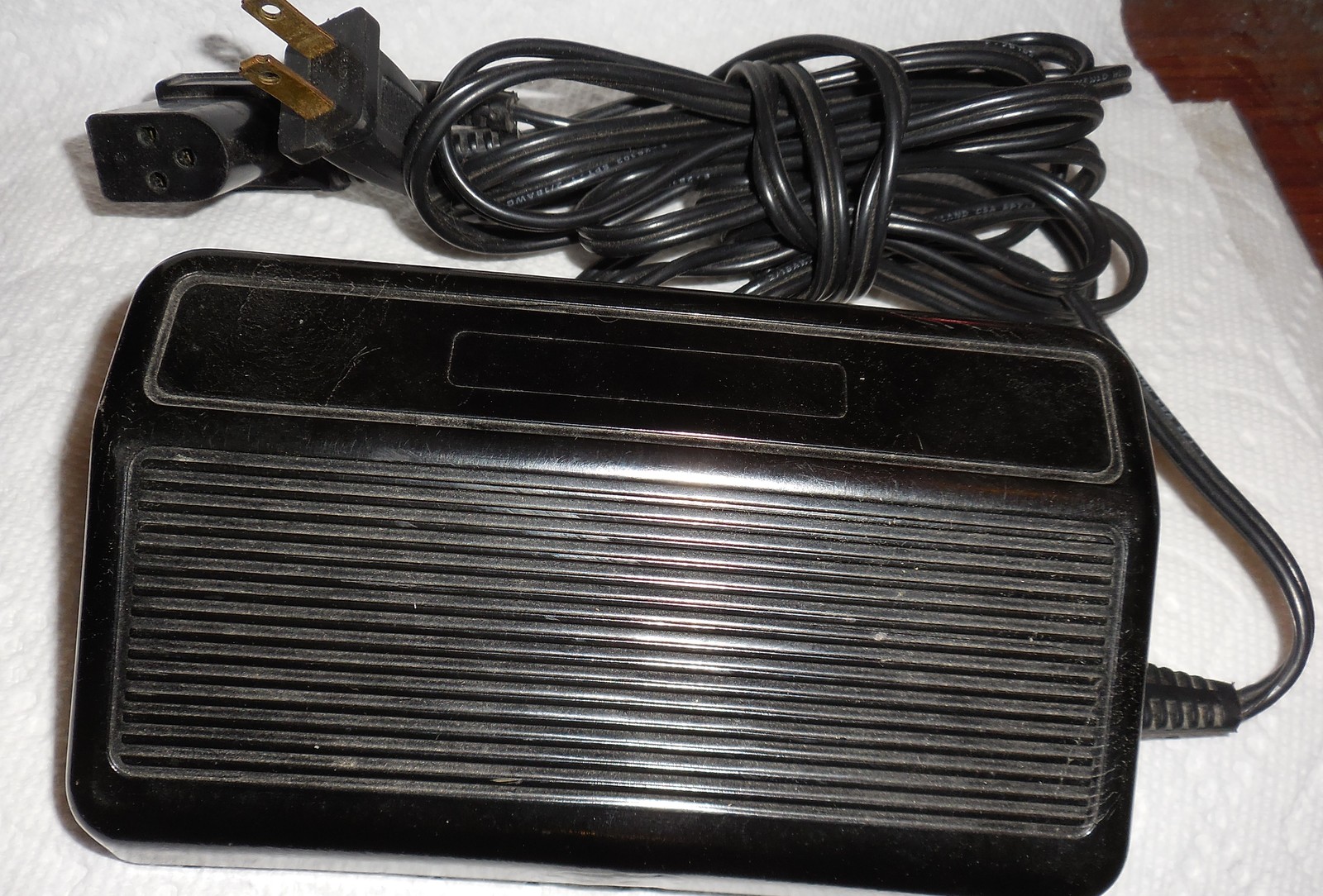 Singer 7110 Free Arm Foot Pedal 988274062 and 50 similar items