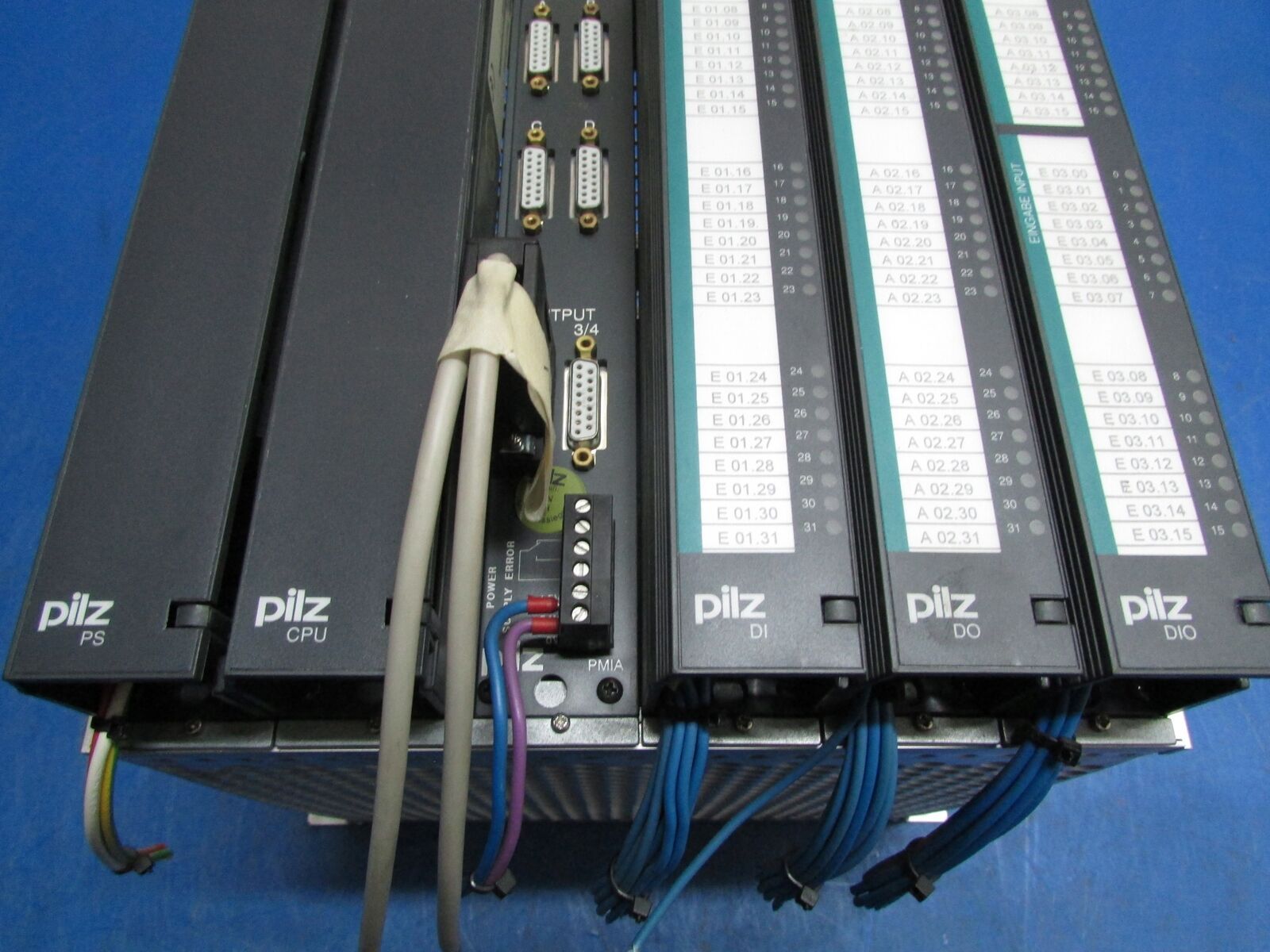 PILZ P9 SR4 P9-CPU P9-DI P9-DO P9 PMIA / MX 8669 - PLC Processors