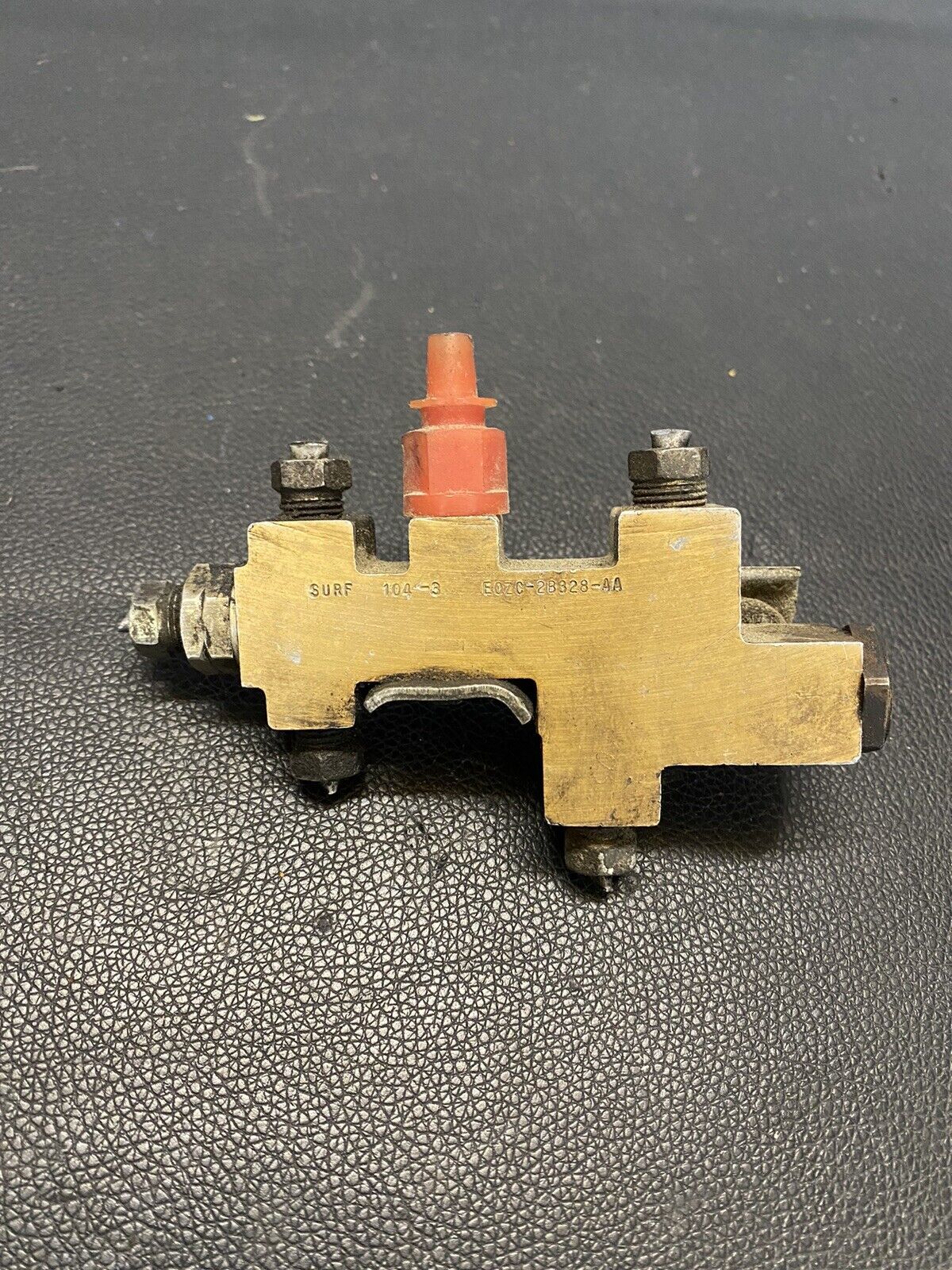 OEM 198086 Ford Mustang Brake Proportion Valve Fox Body E0ZC2B328AA