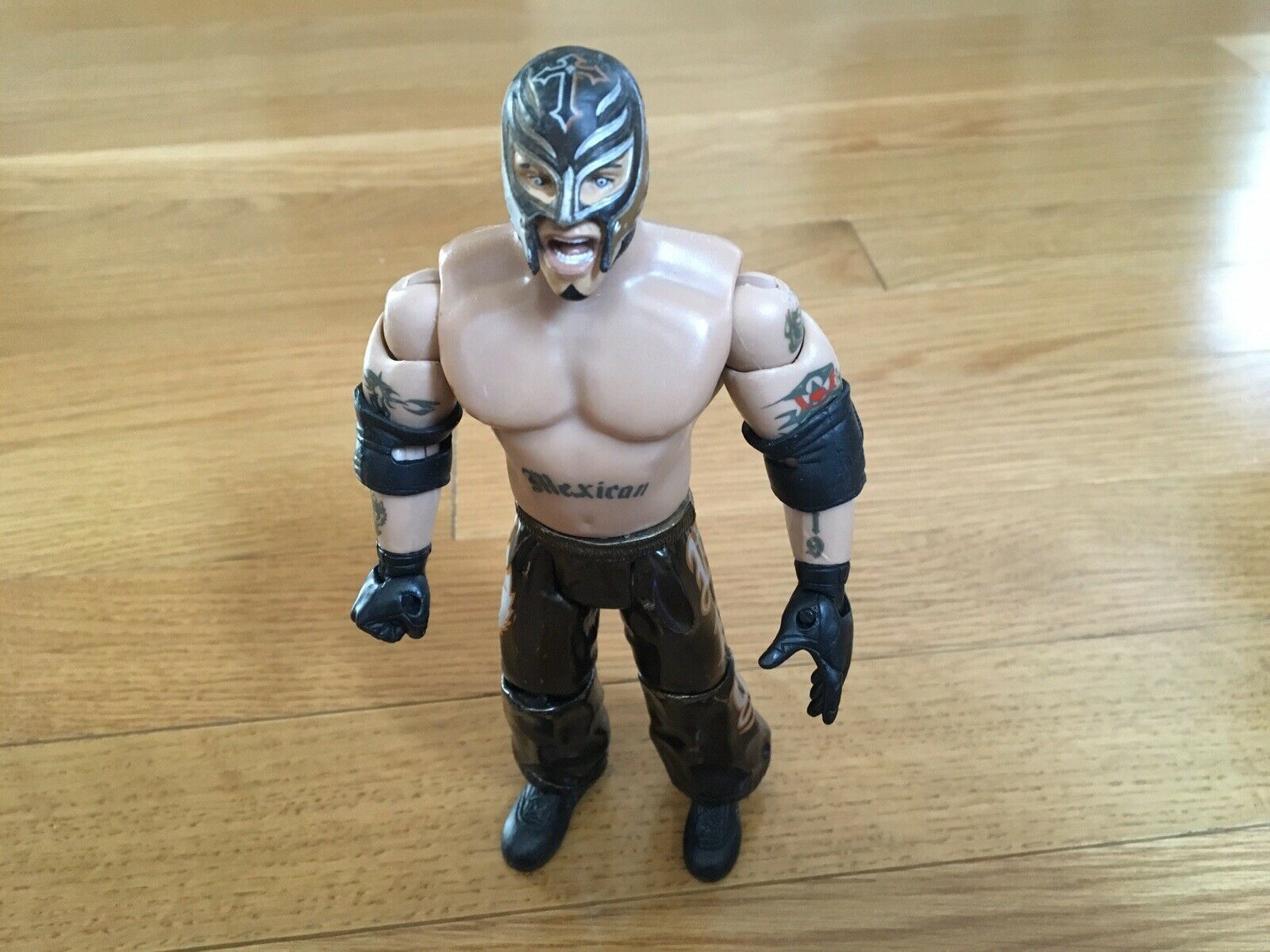 格安saleスタート】 日本初の 『WWE』MYSTERIO 『WWE』MYSTERIO マスク