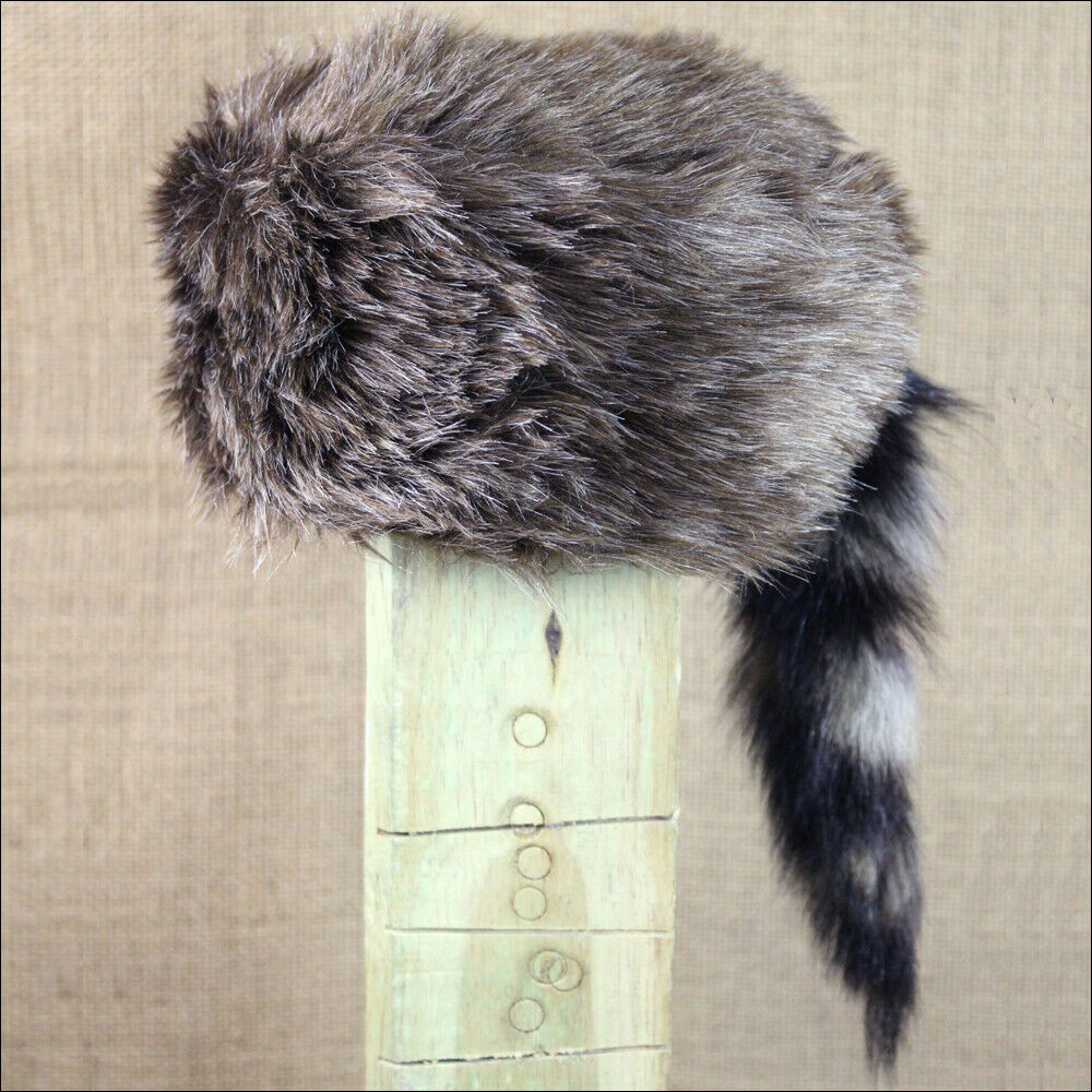 UCNM DANIEL BOON COON SKIN HAT WITH REAL COON TAIL MEDIUM Hats