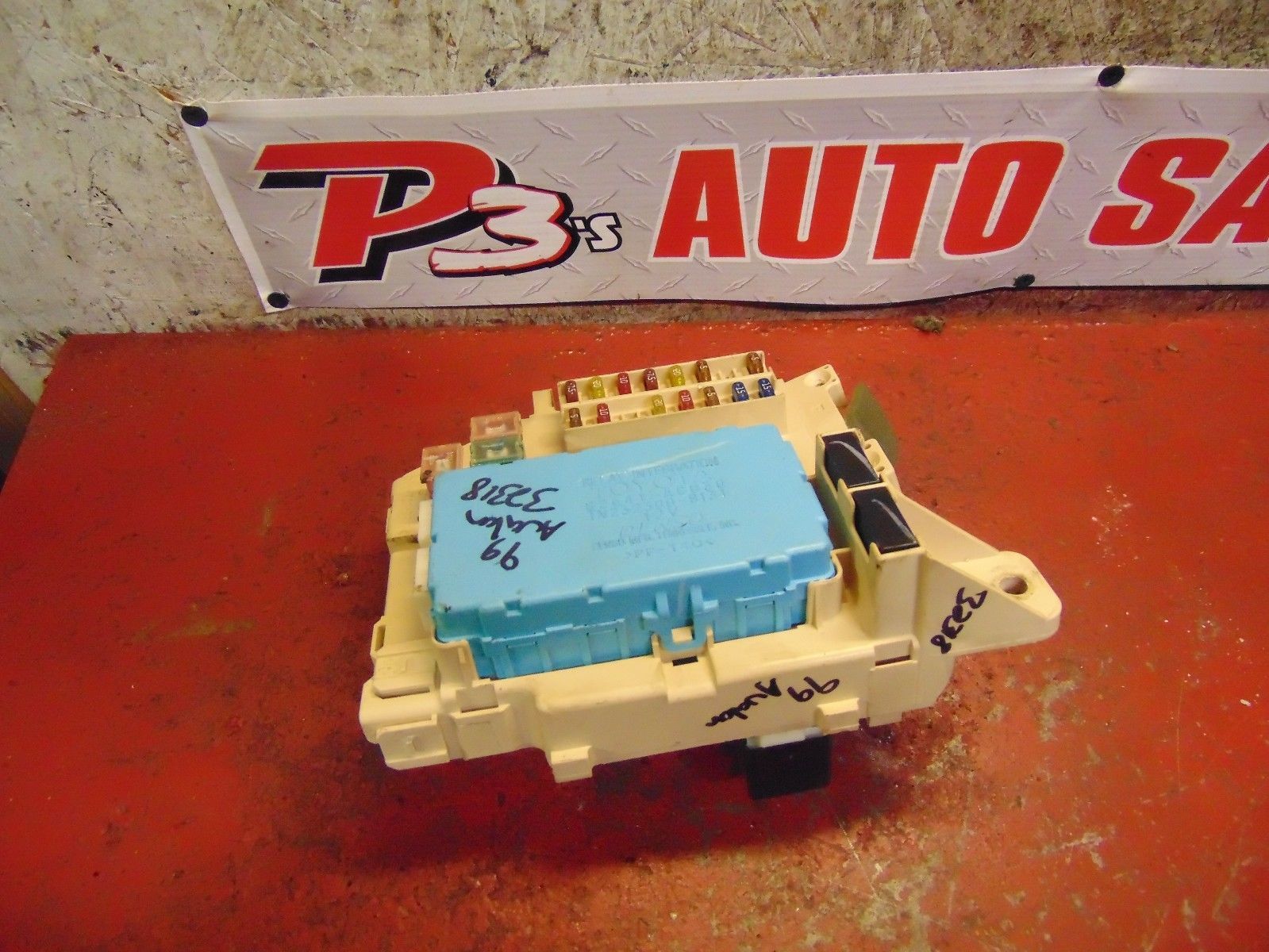 97 98 99 Toyota Avalon interior fuse box panel ... 98 toyota avalon fuse box signal 