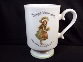 Porcelain footed coffee mug Holly Hobbie Thoughtfulness starts 8 oz Japa... - $8.28
