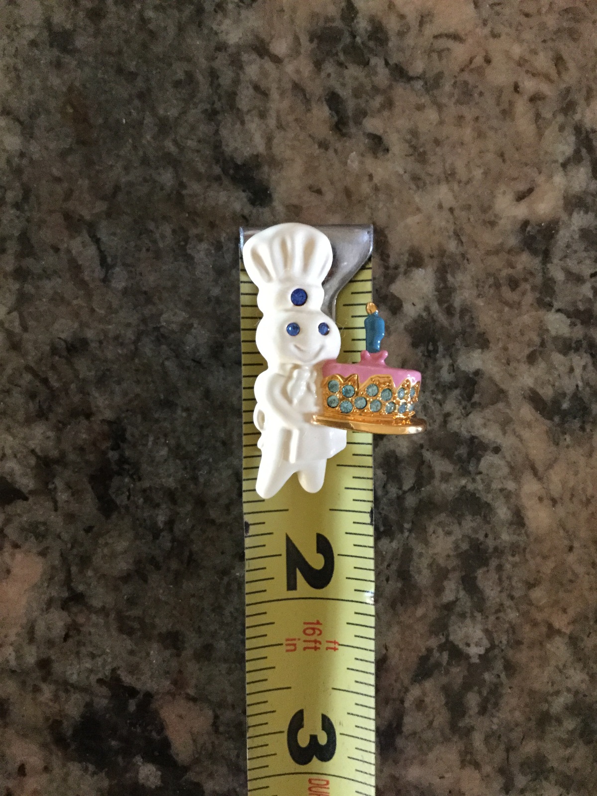 collectible-pillsbury-doughboy-birthday-pin-other