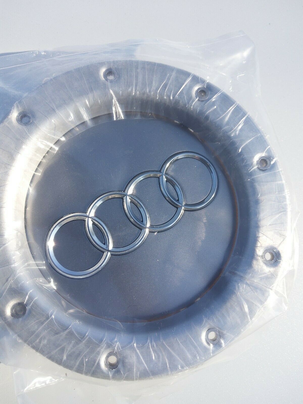 AUDISilver Center Caps 146mm 20012006 A4 A6 S4 TT S6 A8 A3 A2 US