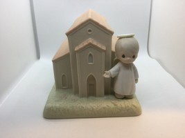 #523011 Precious Moments 1991 Figurine “There&#39;s A Christian Welcome Here” - $21.00