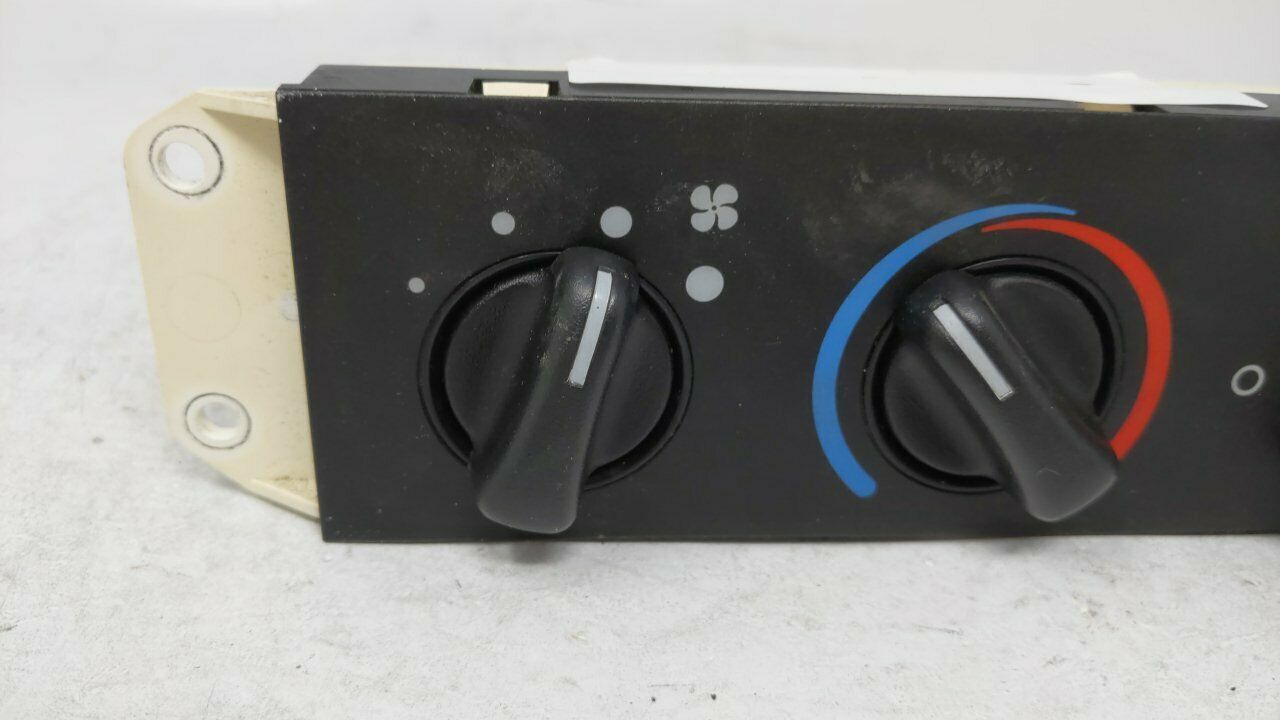 19992005 Jeep Wrangler Ac Heater Climate Control 55037472ab 59415 A