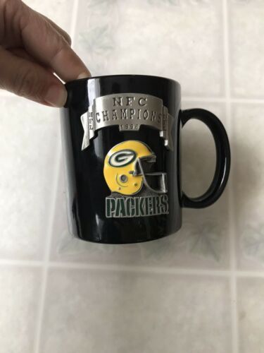 Boelter Green Bay Packers Matte Black Coffee Mug