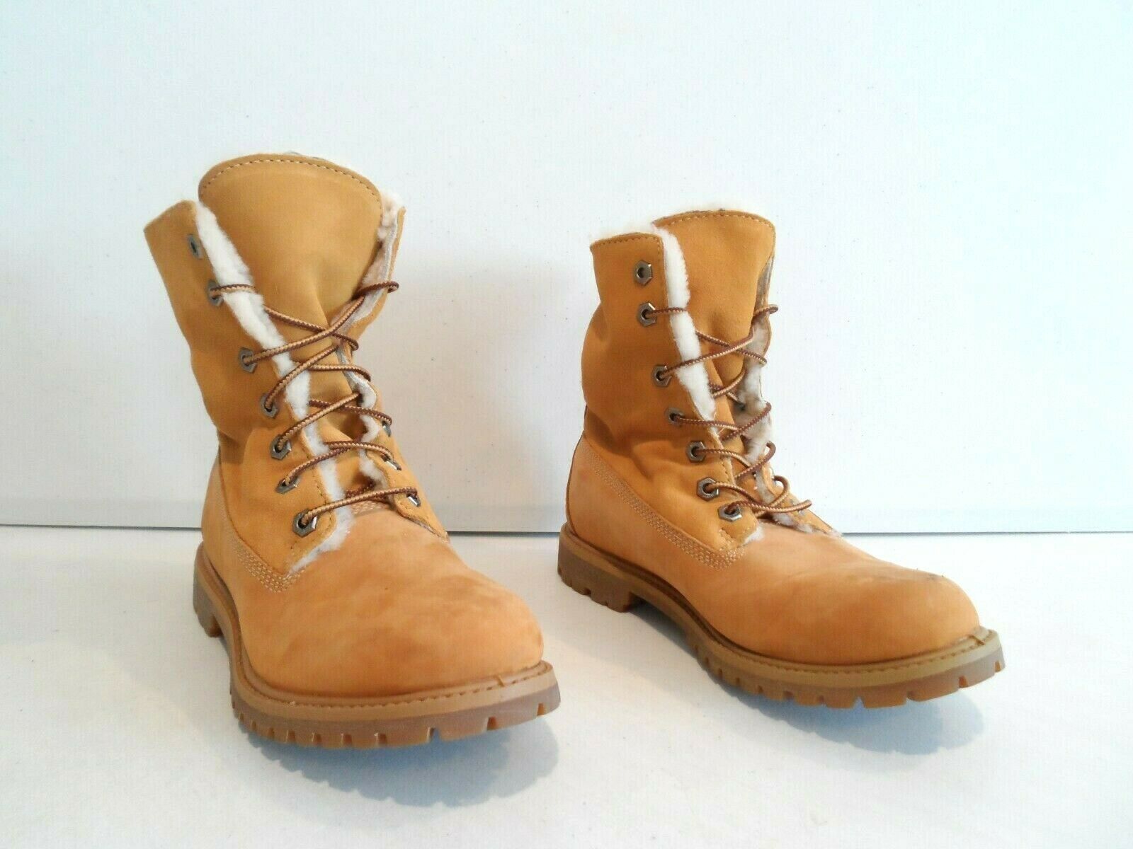 womens boots similar to timberland