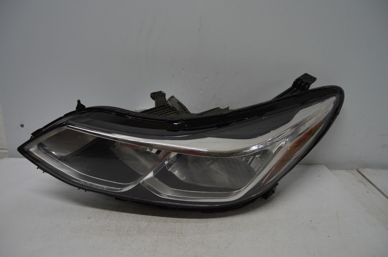 2017 CHEVROLET CRUZE LEFT HEADLIGHT HEADLAMP ASSEMBLY 84106696 AI29006