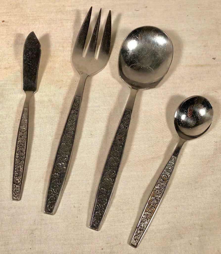 VINTAGE LIFETIME CUTLERY STAINLESS STEEL SERVING PIECES LCU19 PATTERN