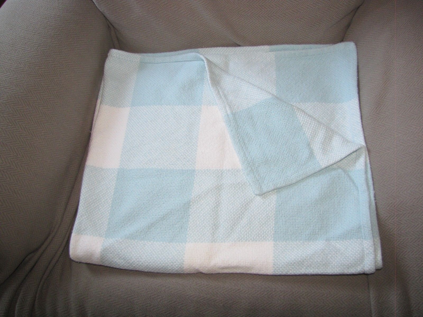 Zig Zag Chevron Turquoise Super Soft Fleece Throw Blanket 127 cm x 180 cm