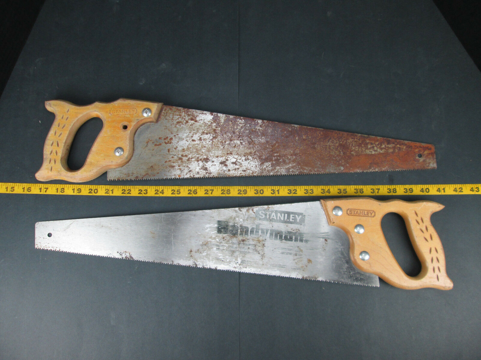 Primary image for Lot of 2 Wood Handled Hand Saws Stanley Handyman Woodworking Carpentry SKU B GS