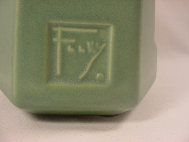 Teco Pottery Frank Lloyd Wright Pinnacle And 50 Similar Items