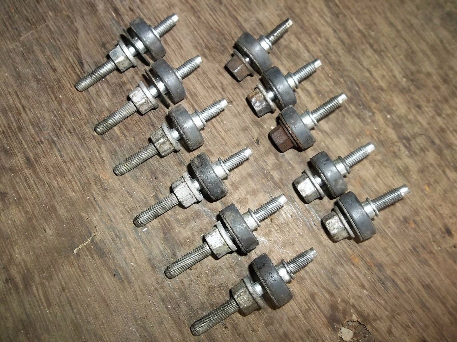 Ford 6.0 valve cover bolts 6.0L powerstroke F250 F350 F450 F550 E250