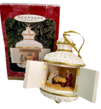 Vtg Hallmark Keepsake Ornament 1999 The Christmas Story Nativity  - $12.60