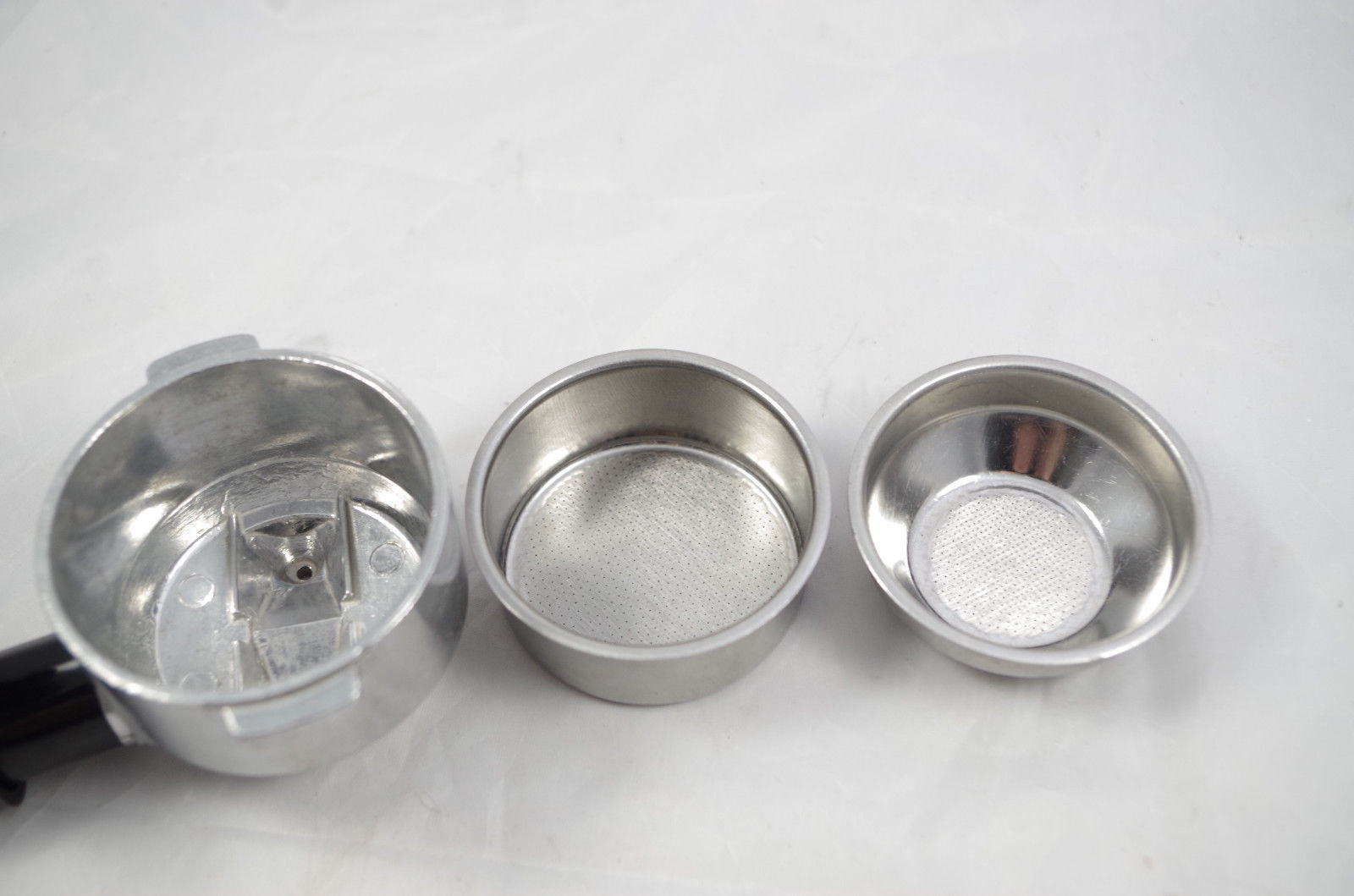 DELONGHI PORTAFILTER WITH 1 & 2 CUP BASKETS FOR DeLonghi BAR18 Caffe