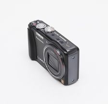 Panasonic Lumix DMC-ZS20 14.1MP Digital Camera - Black image 5
